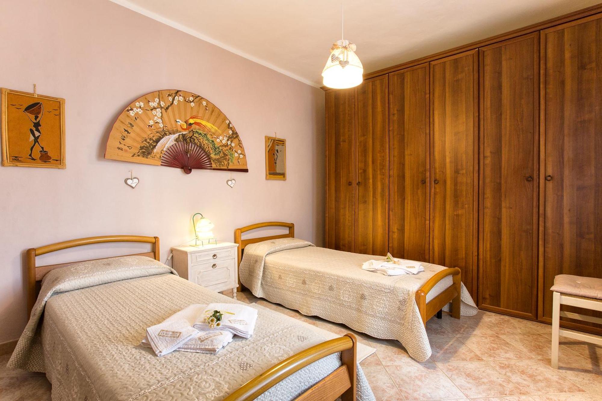 Casa Vacanze La Guzzetta Ranch Villa Canaglia Екстериор снимка