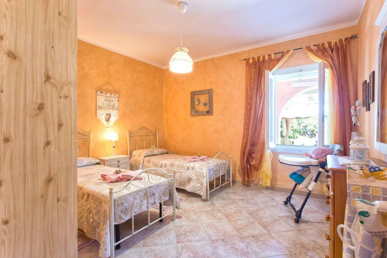 Casa Vacanze La Guzzetta Ranch Villa Canaglia Екстериор снимка